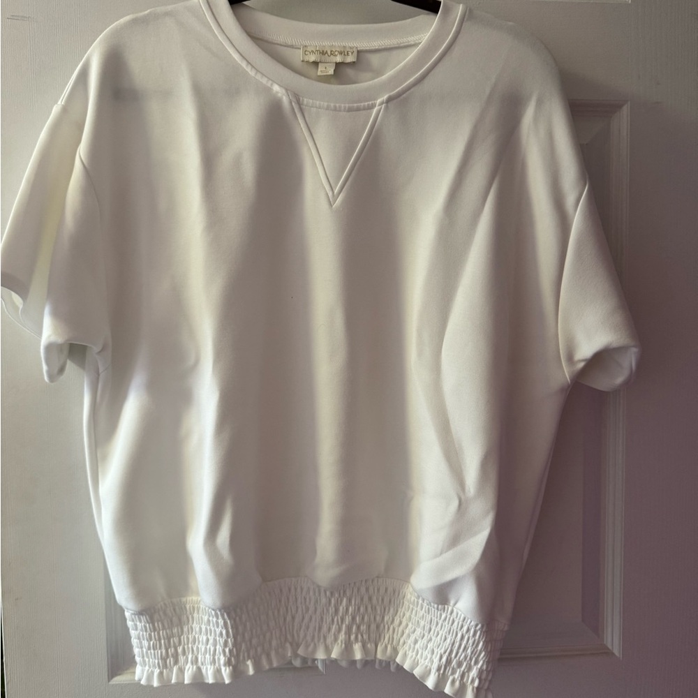 Women's White Top